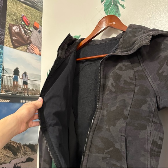 ‼️SOLD‼️Lululemon Camo Scuba Hoodie - Picture 6 of 6